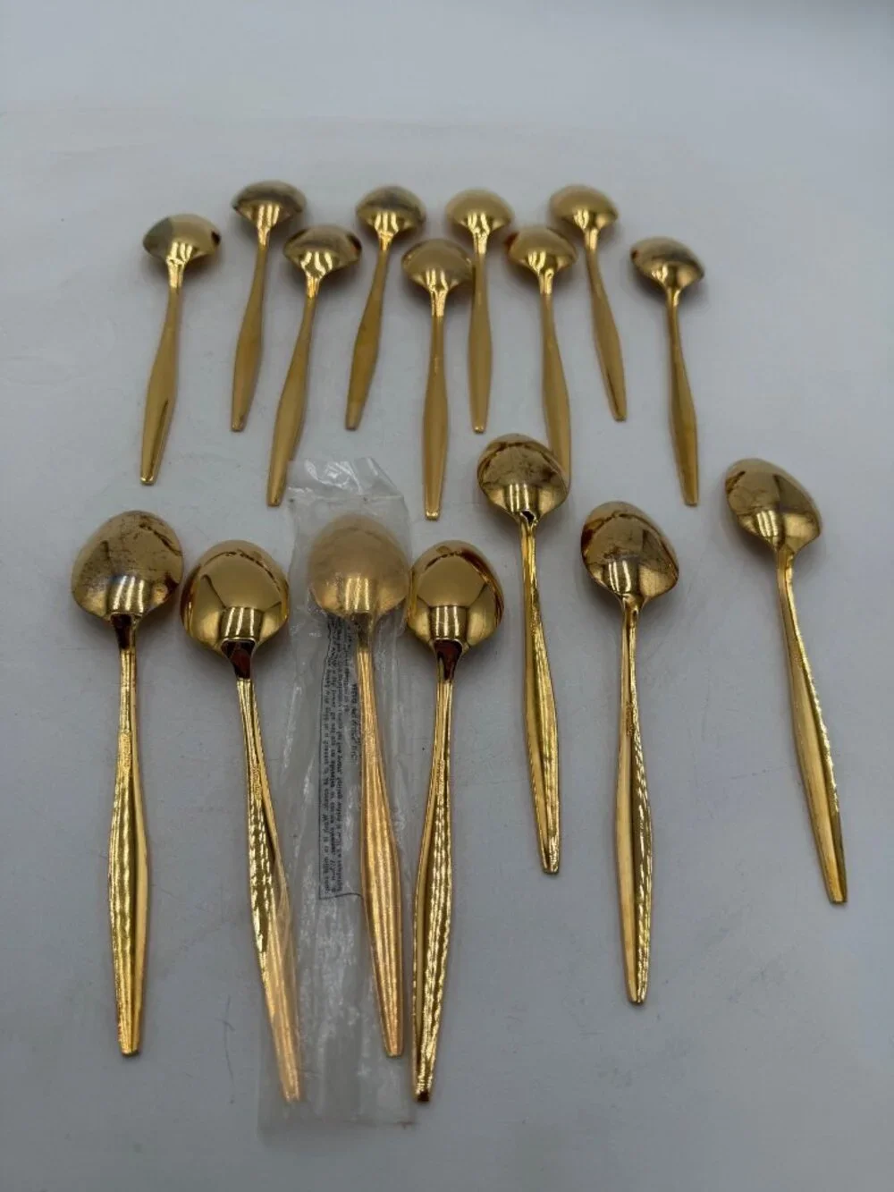Florentine Gold Plated Textured Handle Dinner Spoons Set Of 16 MCM Flatware